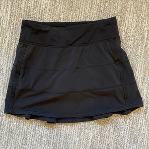 *Lululemon *Pace Rival Skirt *Size 4 Tall *Black
